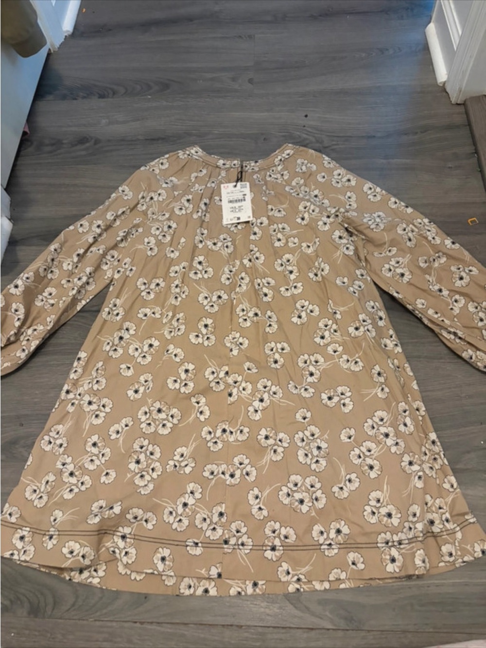 Zara Beige Floral Long-Sleeve Shift Dress